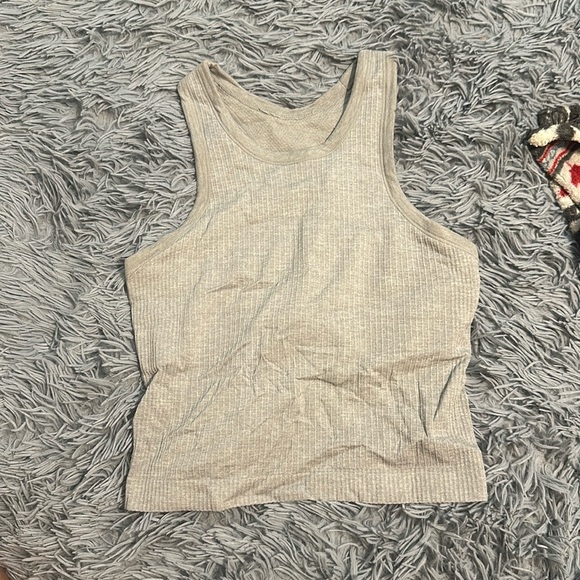 Built in bra tank top - Picture 1 of 3